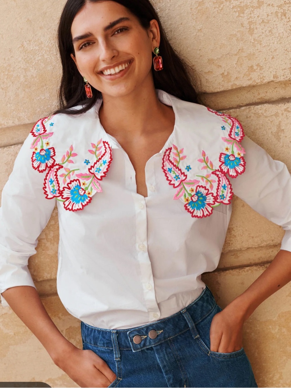 •Boden• Antonia Embroidered Shirt with colorful collar